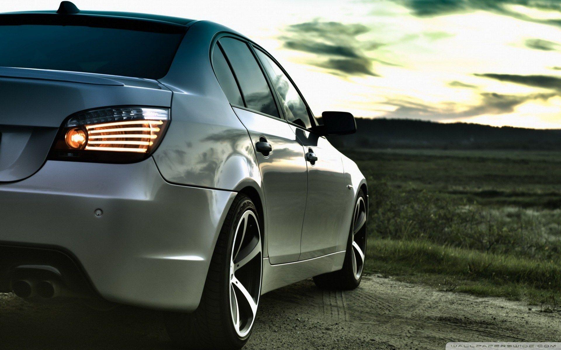 ds-gri-bmw-m5-e60-dag-manzarasina-karsi-11734