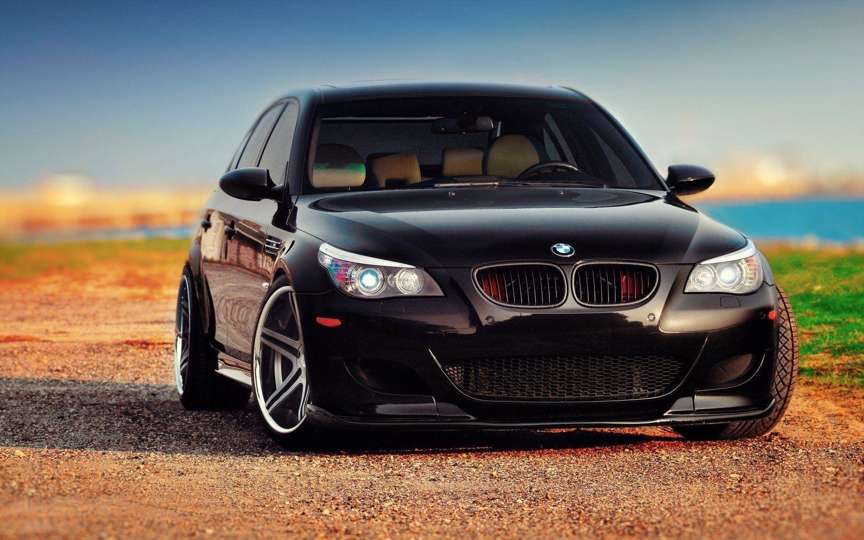 ds-siyab-bmw-m5-e60-gol-kenarinda-11730