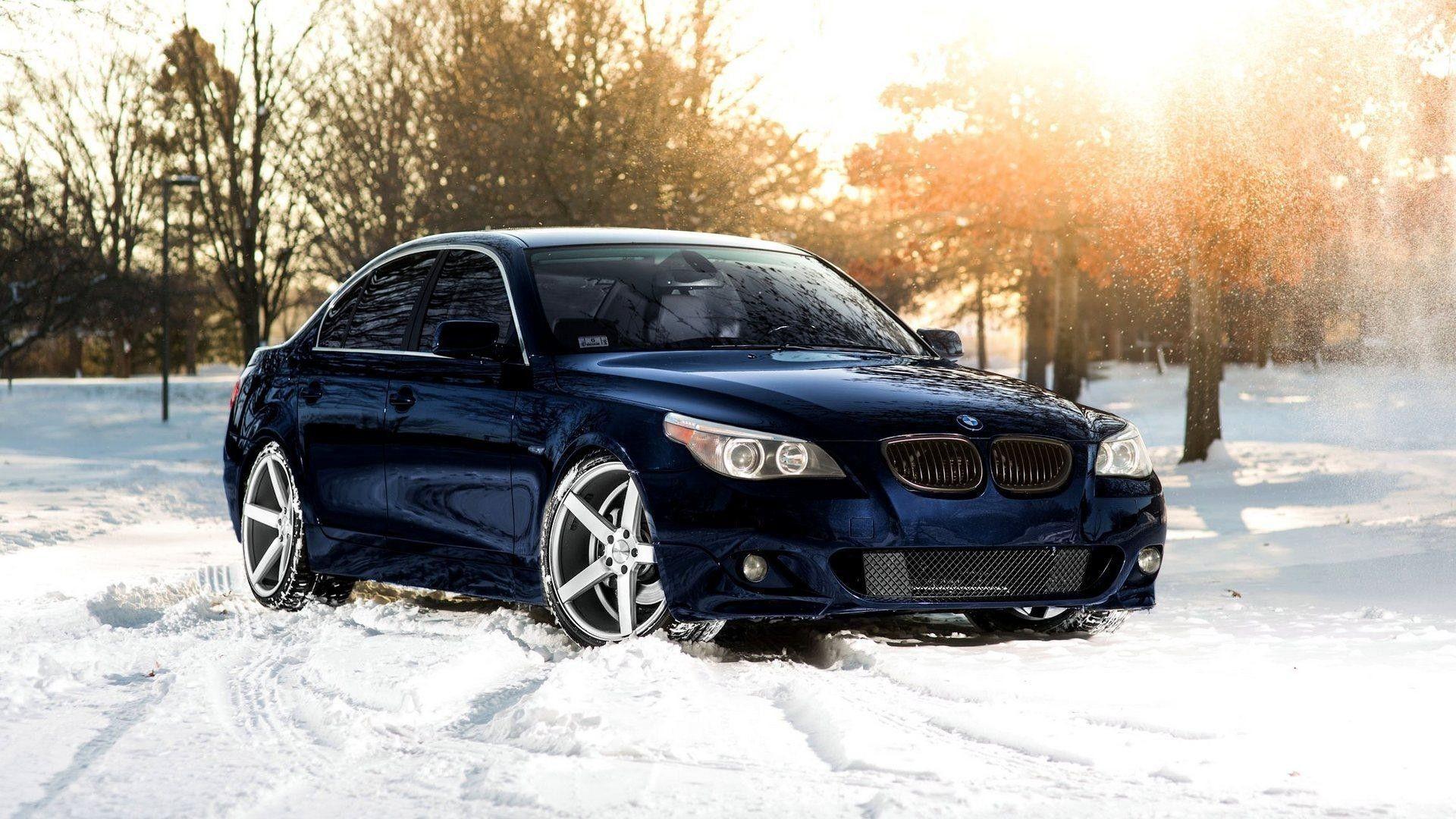 ds-siyah-bmw-m5-e60-karda-arkaplan-wallpaper-11918
